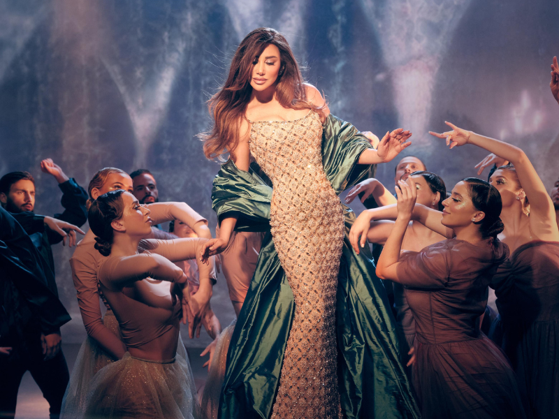 Najwa Karam brille avec son nouveau single "Law Saalu Habibi"