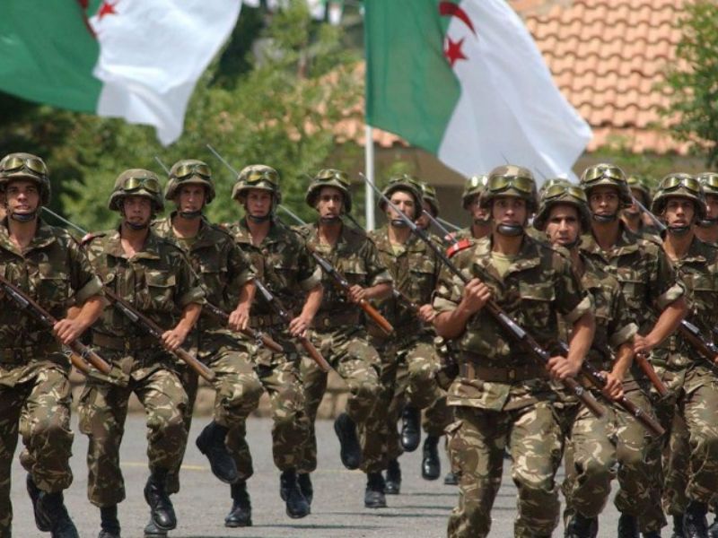 Course à l'armement : À quoi joue l'Algérie dans un monde en tension ?