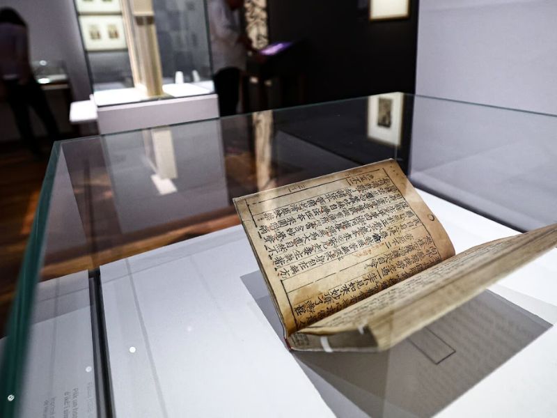 La Bibliothèque nationale de France retire des “livres empoisonnés” 