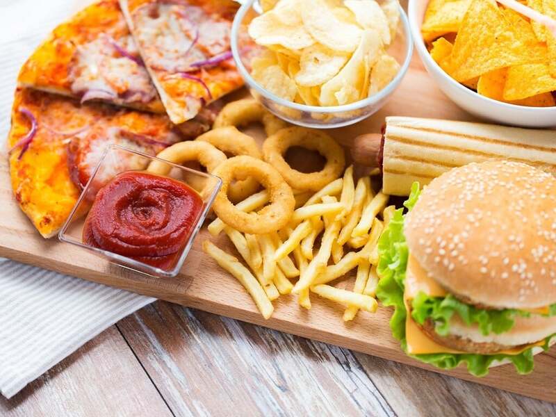 Voici les aliments à éviter absolument pour une bonne humeur