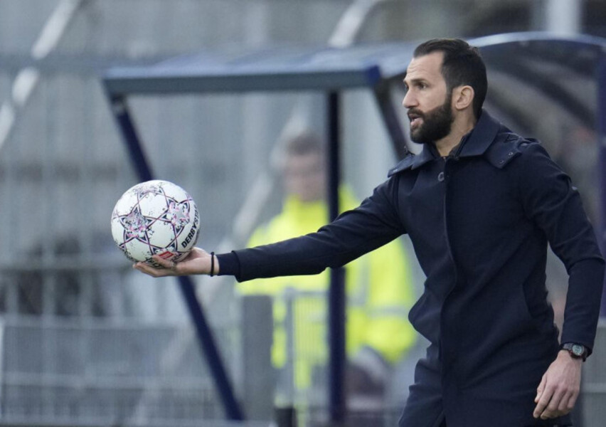 Adil Ramzi aux commandes des Pays-Bas U18