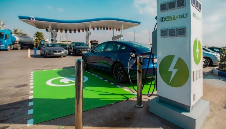 Voitures électriques : l'Europe à la traîne sur les bornes de recharge, et le Maroc encore plus ?