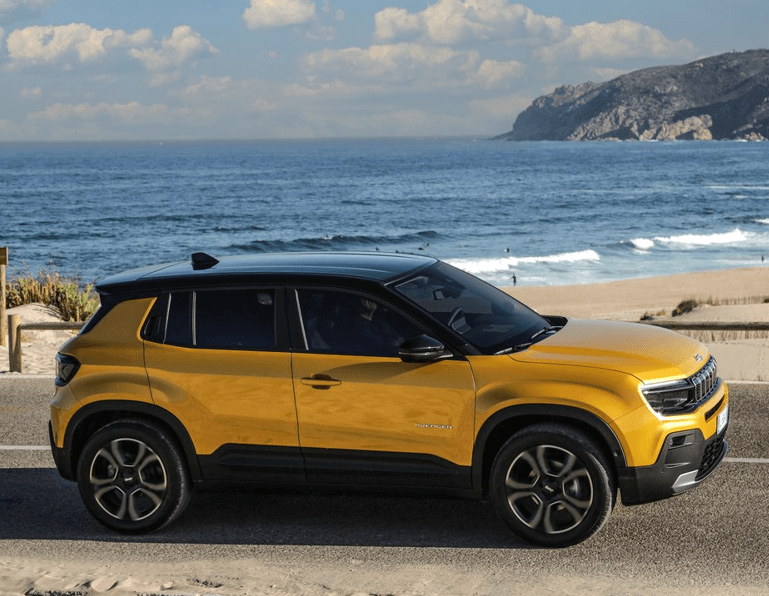 Le Jeep Avenger e-Hybrid débarque au Maroc : L'aventure urbaine électrifiée