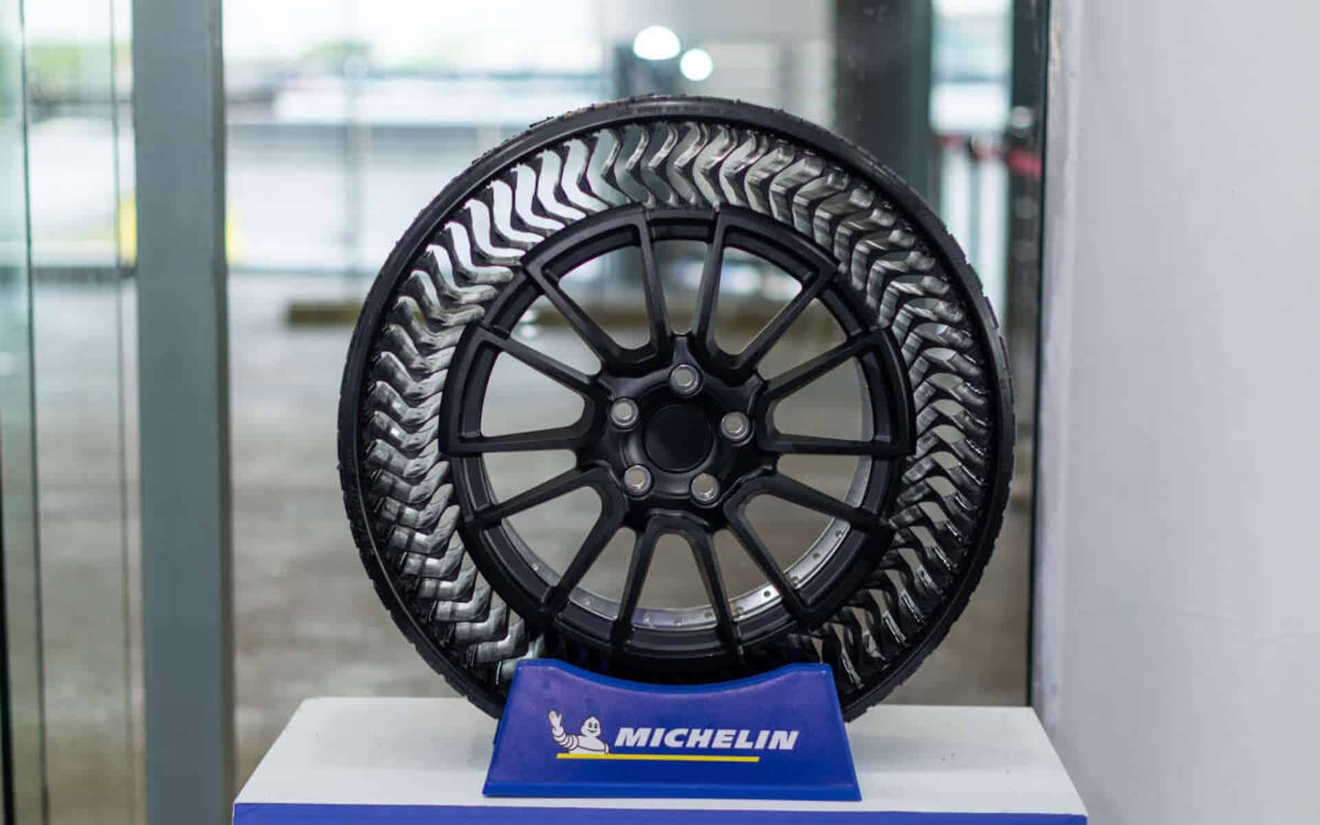 ​Tesla : Vers l'adoption de pneus sans air !