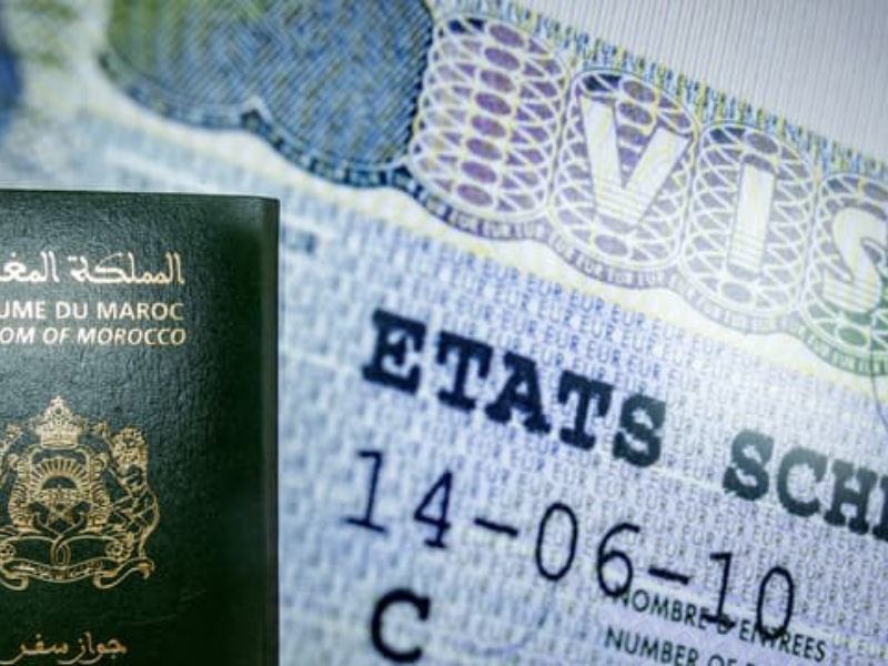 Les Marocains confrontés à une crise pour obtenir des rendez-vous de visas Schengen