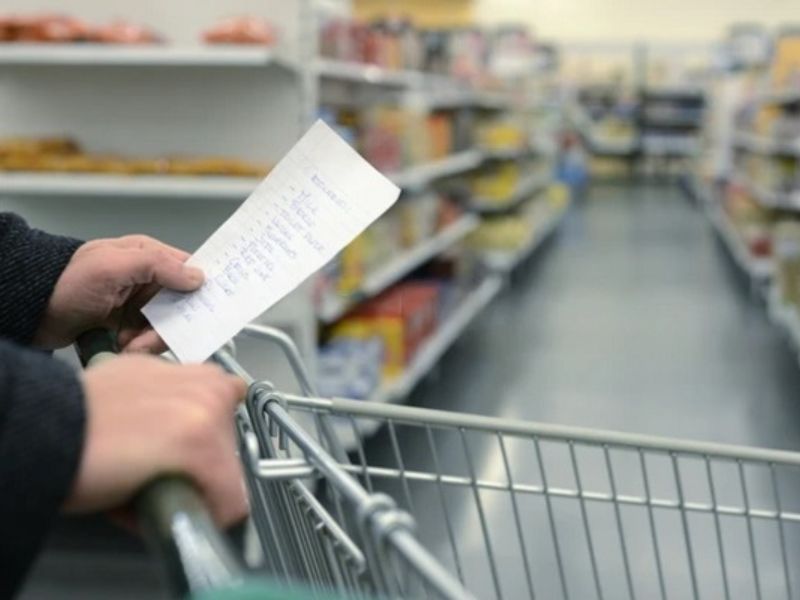 Conjoncture auprès des ménages : une légère amélioration de la confiance