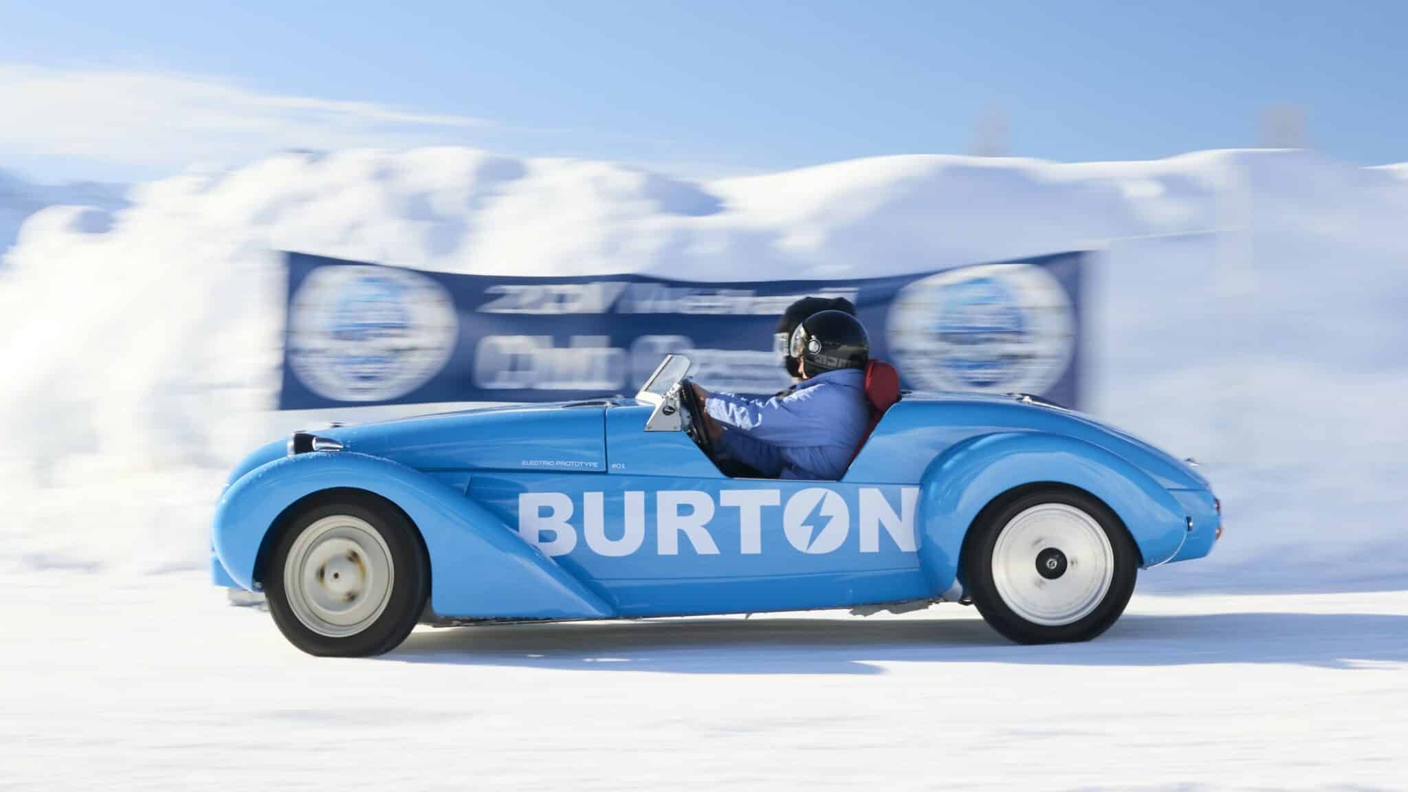 La 2CV électrique : Un voyage dans le temps au salon Rétromobile 2025