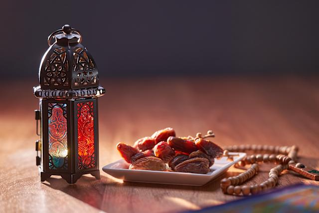 ​Le jeûne (as-sawm), entre symbolisme initiatique et aberration sociologique