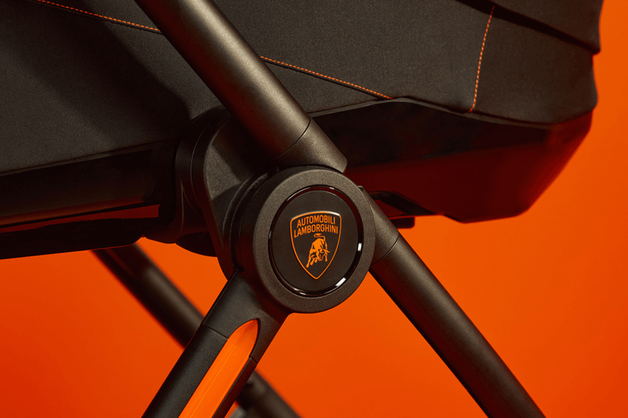 Lamborghini réinvente la poussette avec un modèle ultra-luxe