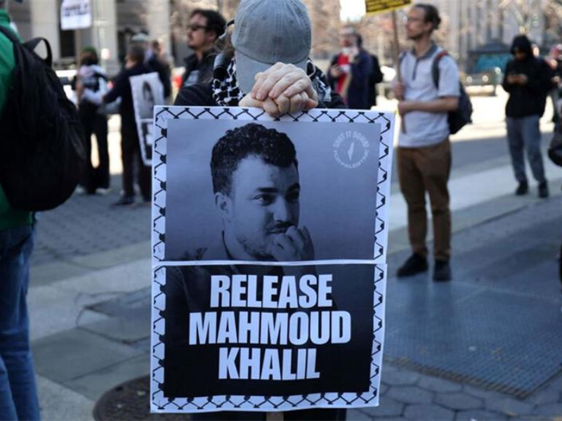 Mahmoud Khalil : un militant propalestinien visé à New York