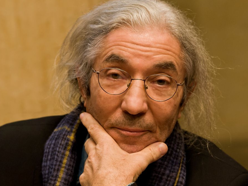 Algérie : l’écrivain Boualem Sansal condamné, mais combatif