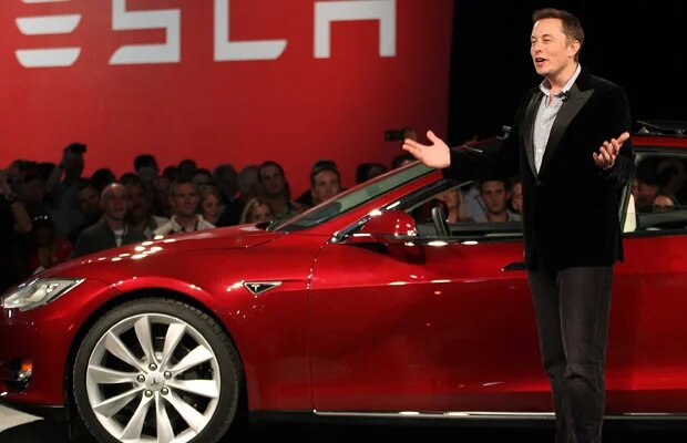Les positions politiques d’Elon Musk provoquent une chute des ventes de Tesla