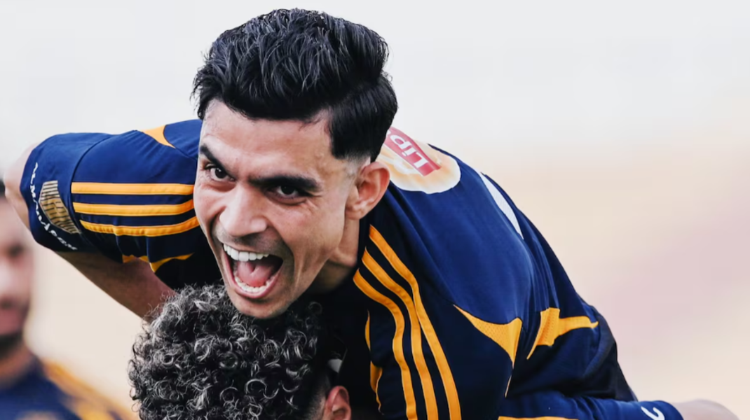 Achraf Bencharki offre la victoire à Al Ahly et décroche une nouvelle distinction individuelle