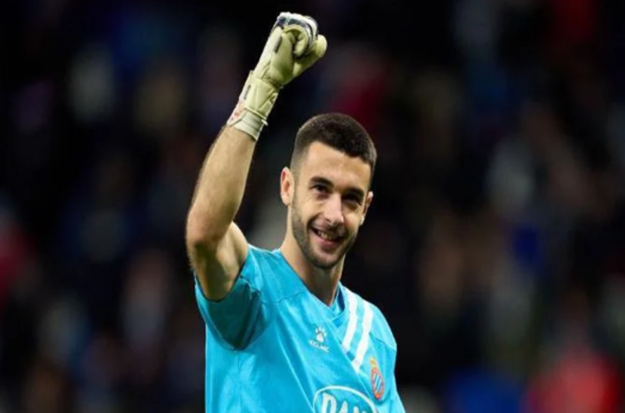 Le Barça s’offre Joan Garcia, révélation de la Liga 2024/2025