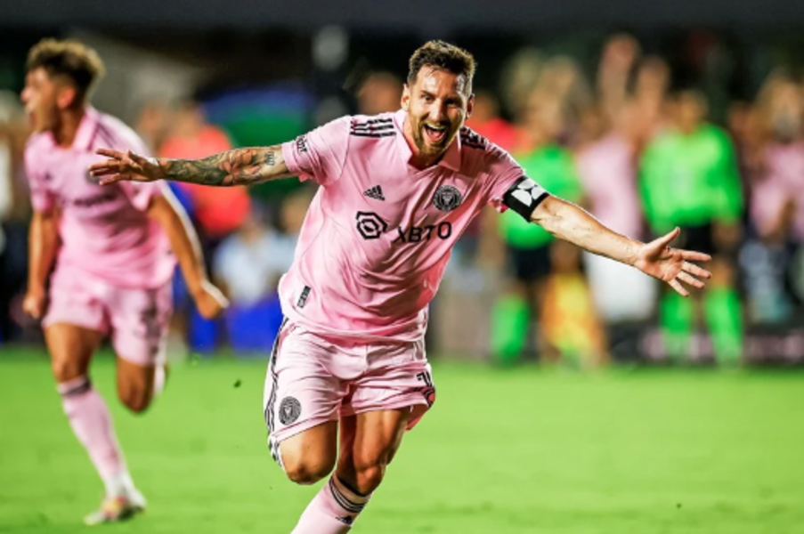 Mondial des clubs : Messi guide l’Inter Miami vers les huitièmes avec un chef-d’œuvre sur coup franc