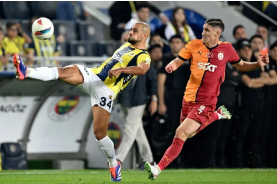 Sofyan Amrabat écarté des plans de Mourinho : vers un départ imminent ?