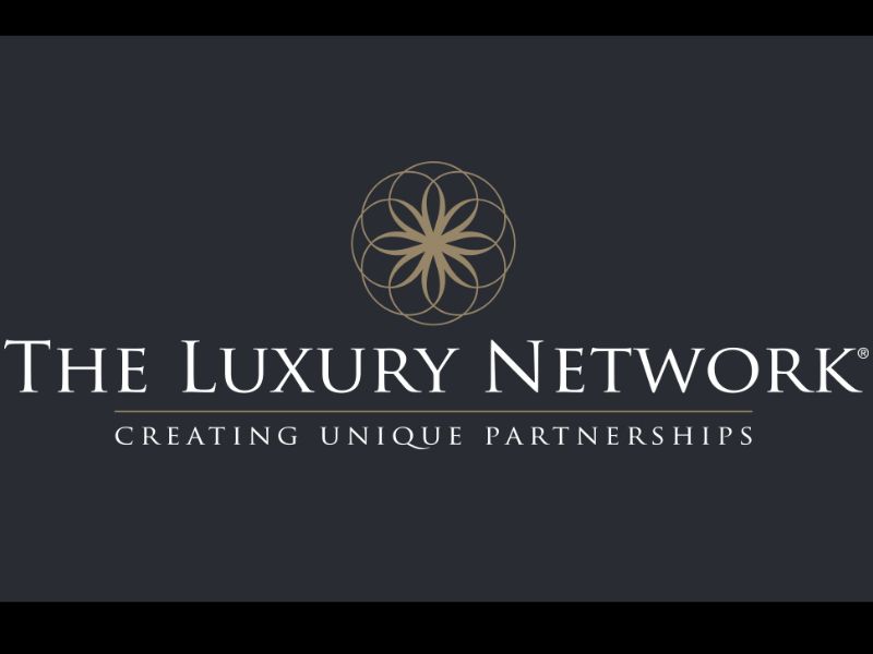 White Party à Rabat : Imane Ouchen, la star qui habille le patrimoine en haute couture