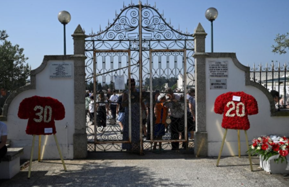 Liverpool retire le numéro 20 en hommage à Diogo Jota, disparu tragiquement dans un accident de la route