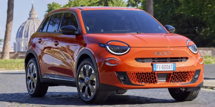 ​Fiat 600 Hybride : L'élégance italienne s'invite sur les routes marocaines
