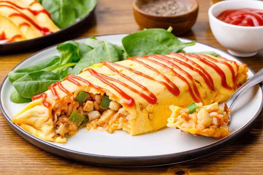 De Tokyo au souk : l’omurice, ce plat qui mixe douceur et vibes locales