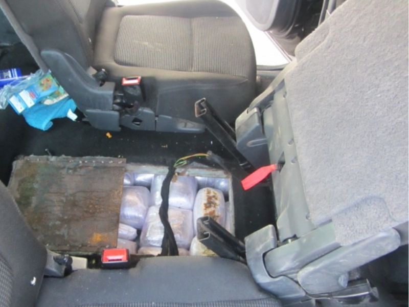 Sebta : Arrestation d’un homme avec 117 kilos de haschich dans sa voiture