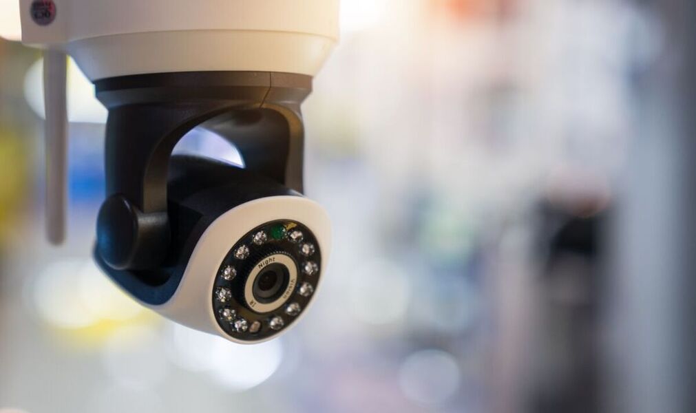 Caméras cachées en location : le réflexe à adopter