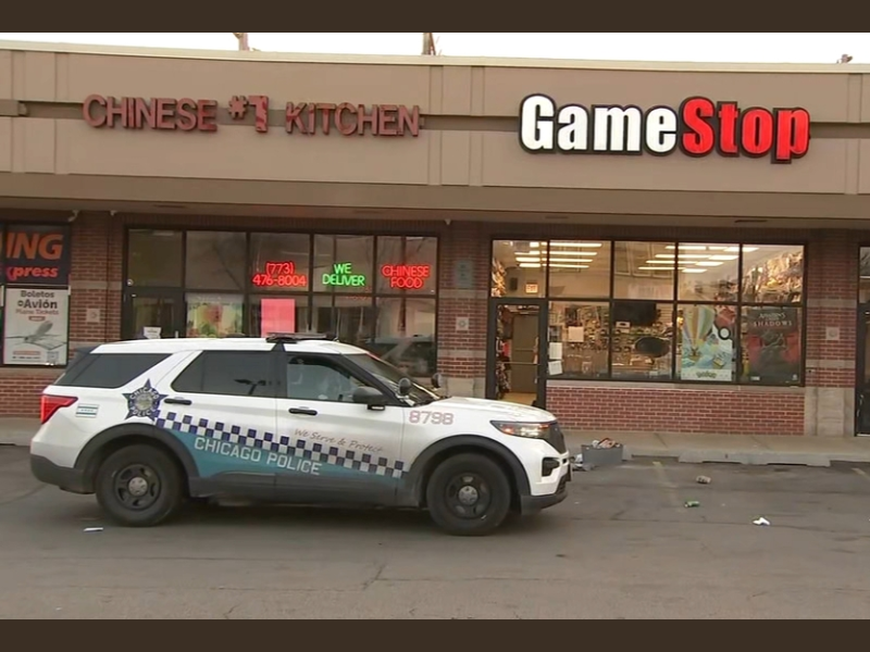 GameStop Robbery in Chicago: Smash-and-Grab Heist Triggers Intense Police Chase