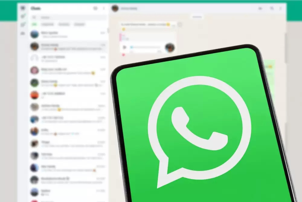 ​WhatsApp teste sur iPhone un assistant d'écriture dopé à l'IA