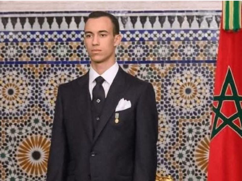 SAR le Prince Héritier Moulay El Hassan en Doctorat en Relations Internationales
