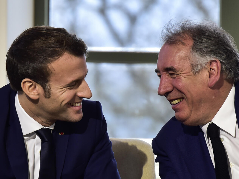 Macron face à la crise : le casse-tête de la succession