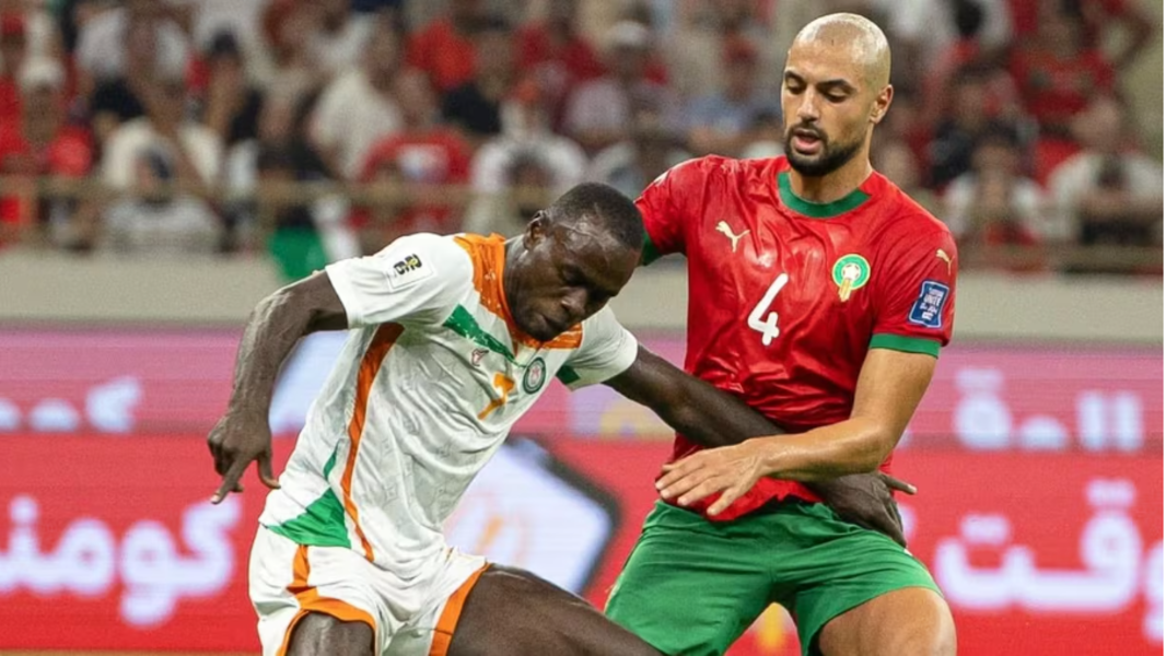 Sofyan Amrabat attendu au Betis : un début retardé pour raisons personnelles