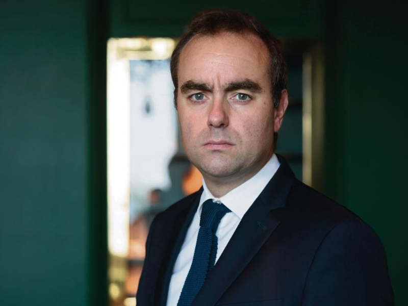 Sébastien Lecornu à Matignon : Une passation sous tension