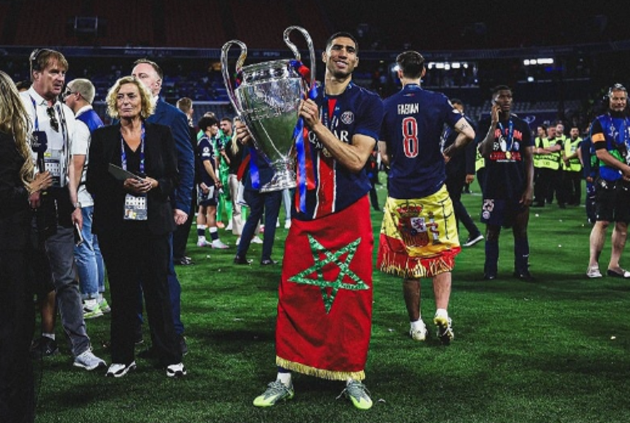 Achraf Hakimi, le Marocain qui fait vibrer Paris avant le Ballon d’or