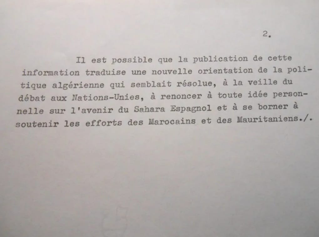 Télégramme de l’ambassadeur de France à Alger, Basdevant, qui traite de la couverture du Journal algérien La République des événements de Laâyoune en 1970 et la nouvelle orientation de la politique algérienne sur le Sahara. Archives de La Courneuve, ANMO, Maroc 1972-1982, Carton 897.