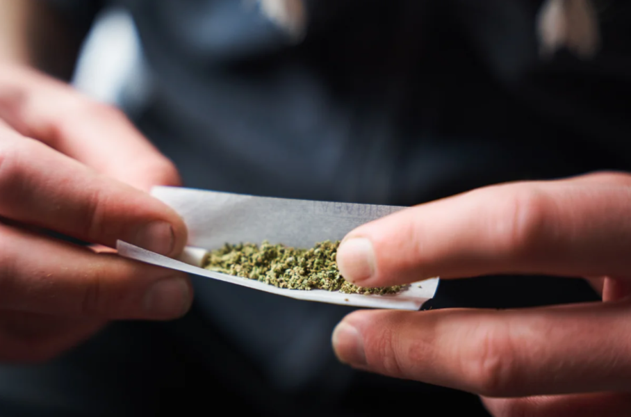 Intoxications au cannabis : chiffres alarmants chez les moins de 20 ans