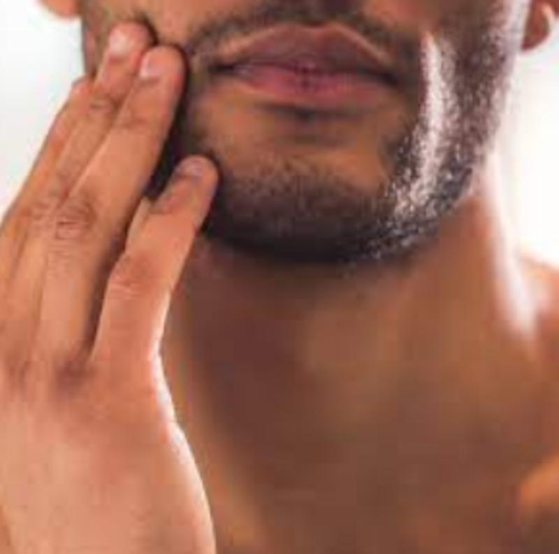 La "barbe commerciale" au Maroc : quand la piété devient stratégie