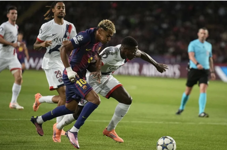 Ligue des champions : Hakimi héros du PSG à Barcelone, soirée riche en rebondissements européens