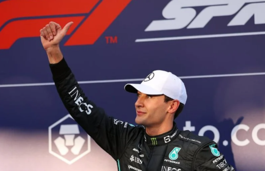 Grand Prix de Singapour : George Russell devance Verstappen et McLaren célèbre chez les constructeurs