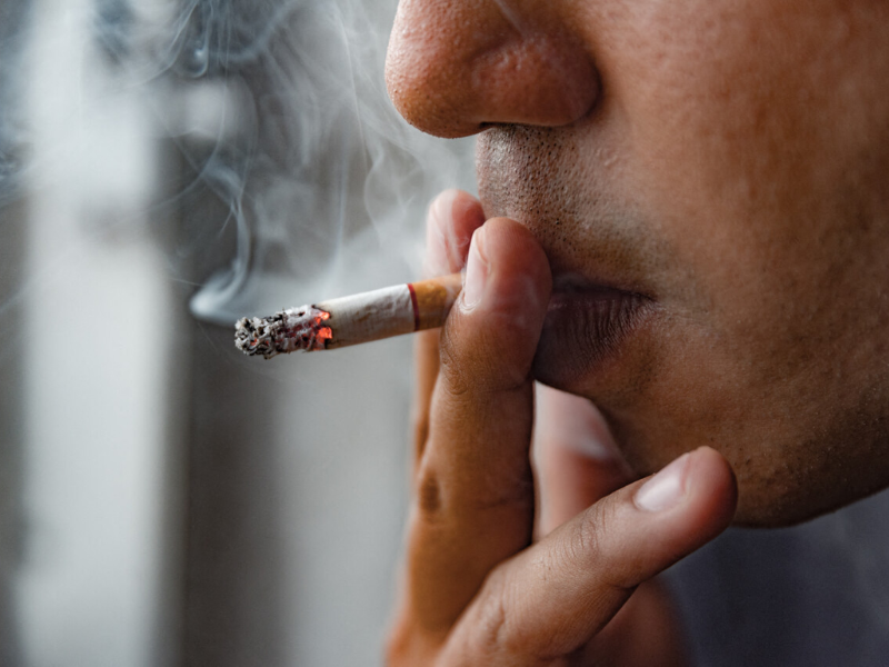 OMS : 1 adulte sur 5 reste accro au tabac dans le monde