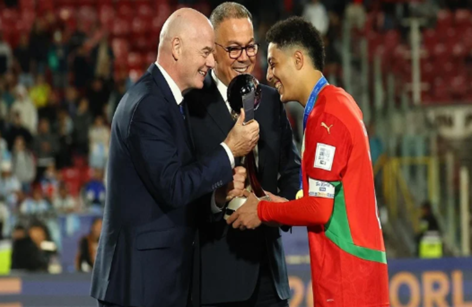 Gianni Infantino félicite le Maroc pour son sacre historique au Mondial U20
