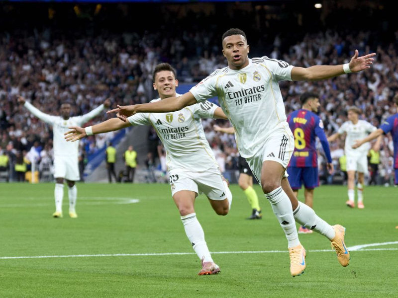 Clasico : le Real Madrid de Mbappé dompte le Barça et creuse l’écart en Liga