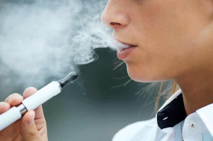 Étude américaine : les e-cigarettes endommagent les cellules pulmonaires