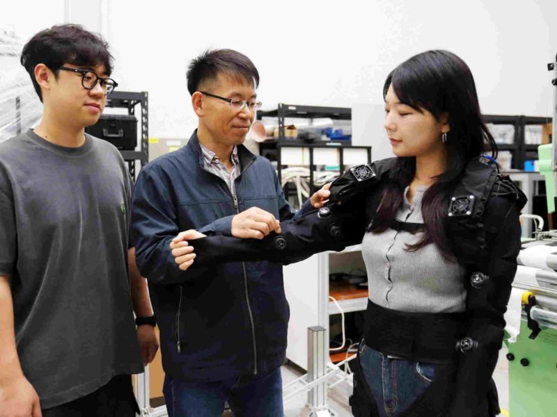 Un Robot Textile que l’on enfile comme un Vêtement