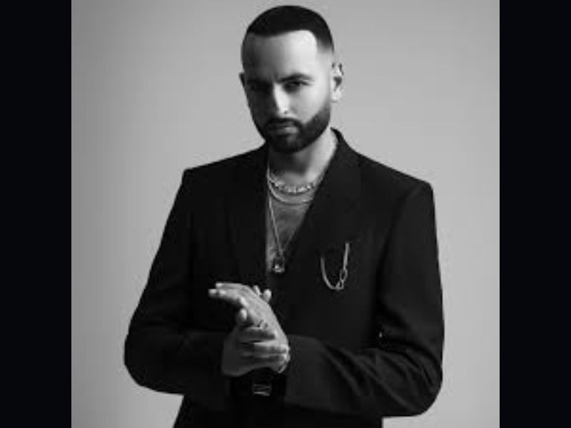 Aminux : un retour éclatant avec « AURA »