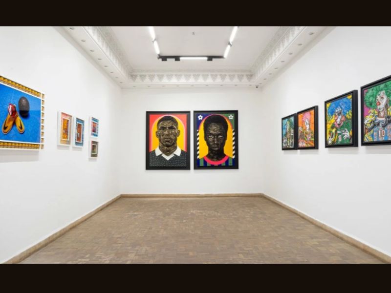 ​«En Jeu» à la Galerie Khalid Fine Arts : quand l’art pénètre le terrain du football