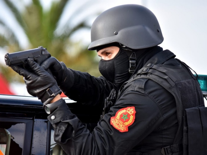 Ouarzazate : échange de tirs entre la police et des trafiquants de drogue, suspects en fuite