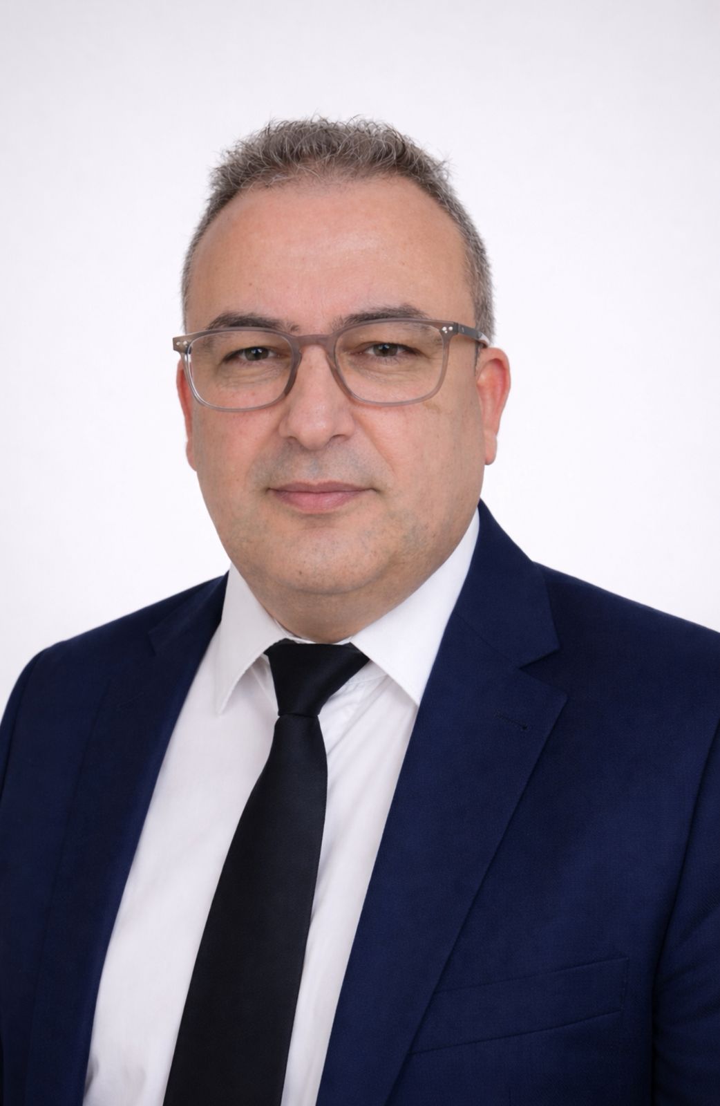 ​C’est officiel : PLUS QUE PARFAIT est lancé.