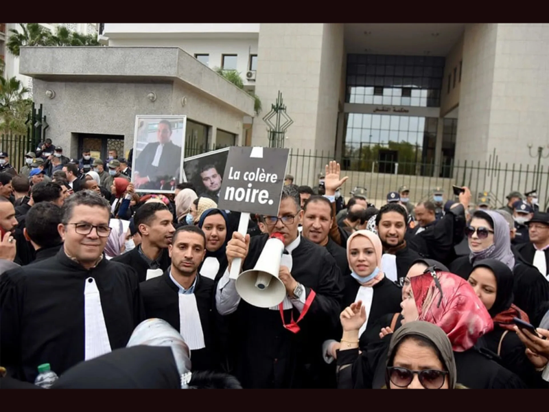 Justice à l'arrêt : Les robes noires en colère paralysent les tribunaux