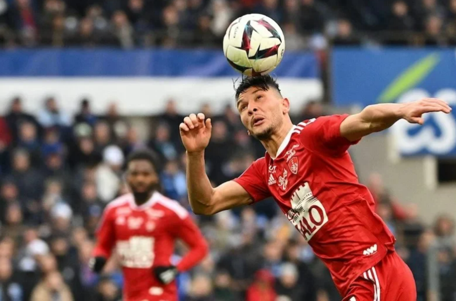 Achraf Dari vers un retour en Europe, Al Ahly prêt à faciliter son départ