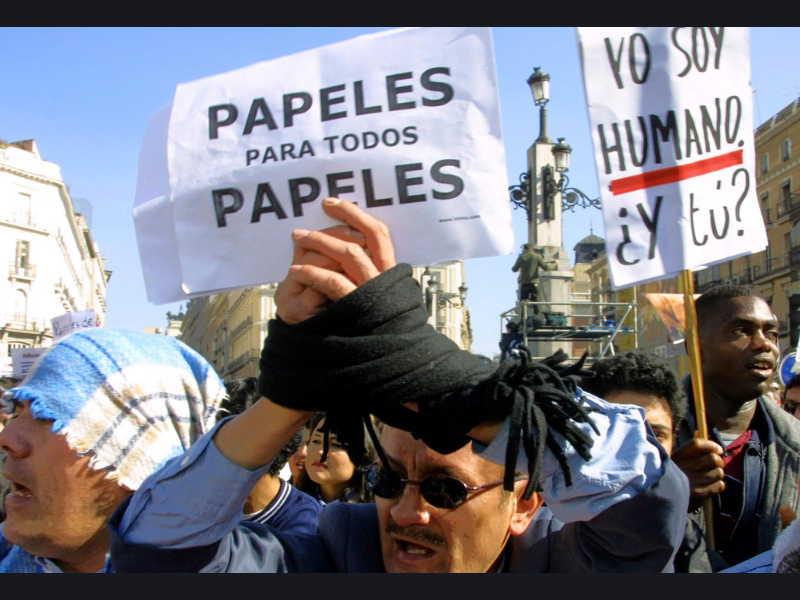 Historique : l'Espagne vote la régularisation de 500.000 sans-papiers